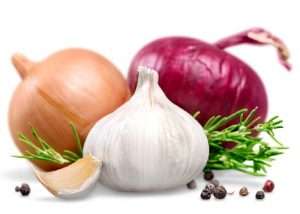 onion Garlic 300x214 - خواص خوراکی ها : قسمت اول