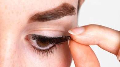 نحوه برداشتن مژه مصنوعی