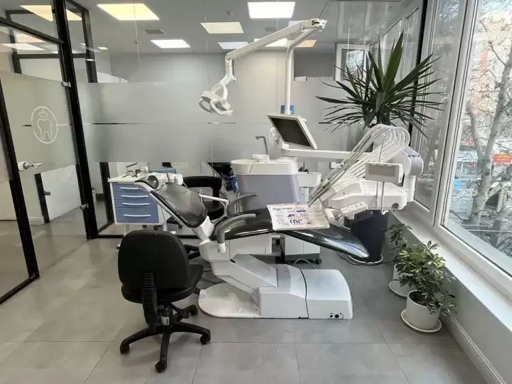 ایمپلنت دیجیتال چیست و چه مراقبت هایی دارد؟ IMG 2092 scaled webp 720x540 - ایمپلنت دیجیتال چیست و چه مراقبت هایی دارد؟