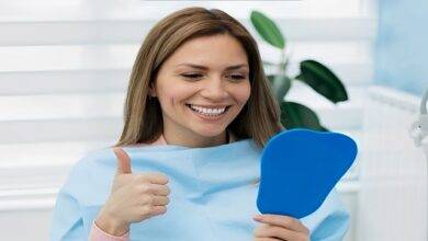 d3558874 0293 4fc0 a507 a80e96570877 390x220 - 5 مزیت باندینگ دندان؛ روشی سریع و ارزان برای لبخندی زیباتر ❤️【سال1404】⚡
