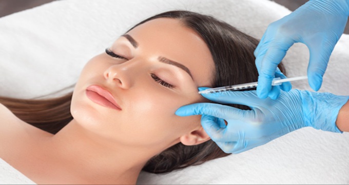 چگونه بهترین دکتر تزریق ژل را انتخاب کنیم؟